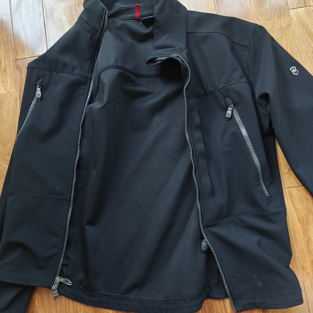 Men's Black Softshell Jacket - Picture 3 of 6